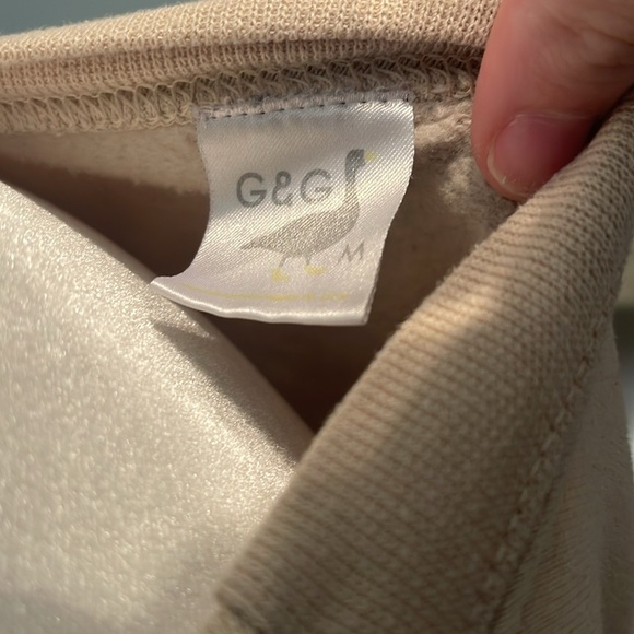 Goose & Gander Sweatshirt - Picture 4 of 4